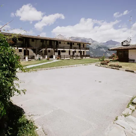Rifugio Di Famiglia A Due Minuti Dalle Piste - Parcheggio E Wifi Gratuito Lejlighed Oulx