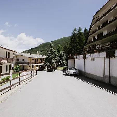 Lejlighed Rifugio Di Famiglia A Due Minuti Dalle Piste - Parcheggio E Wifi Gratuito *